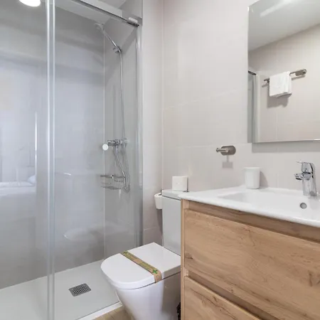 Apartment Global Properties, Con Piscina En *